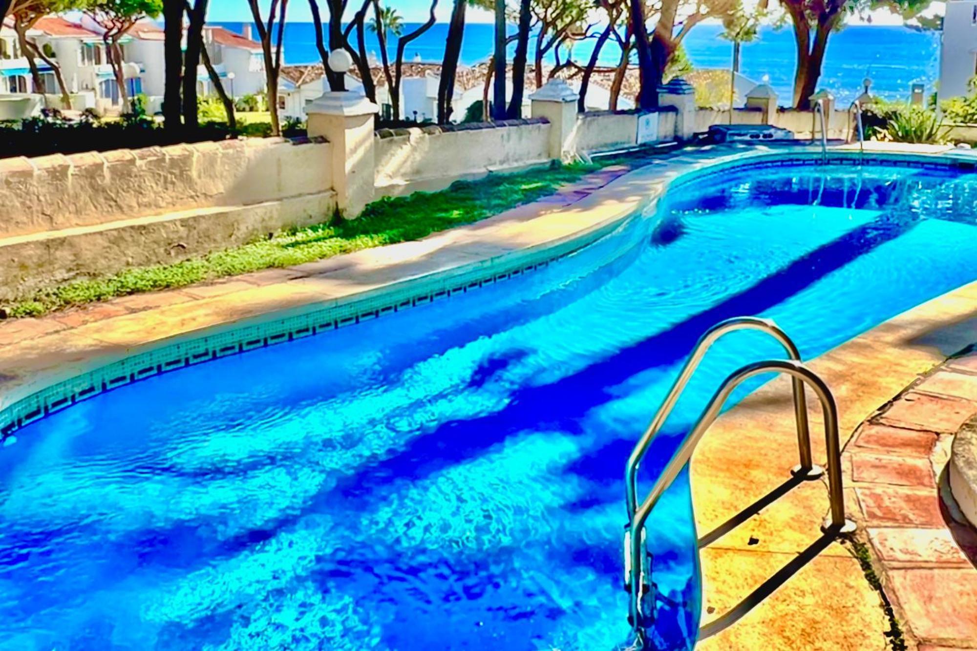 Mijas Costa - Beachside Apartment-B Sitio de Calahonda Zewnętrze zdjęcie