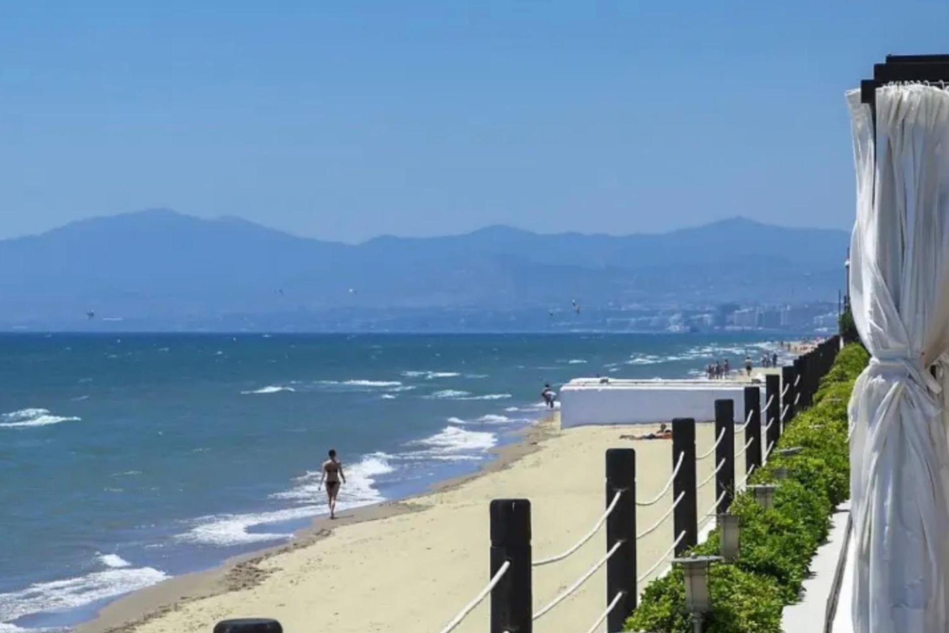 Mijas Costa - Beachside Apartment-B Sitio de Calahonda Zewnętrze zdjęcie