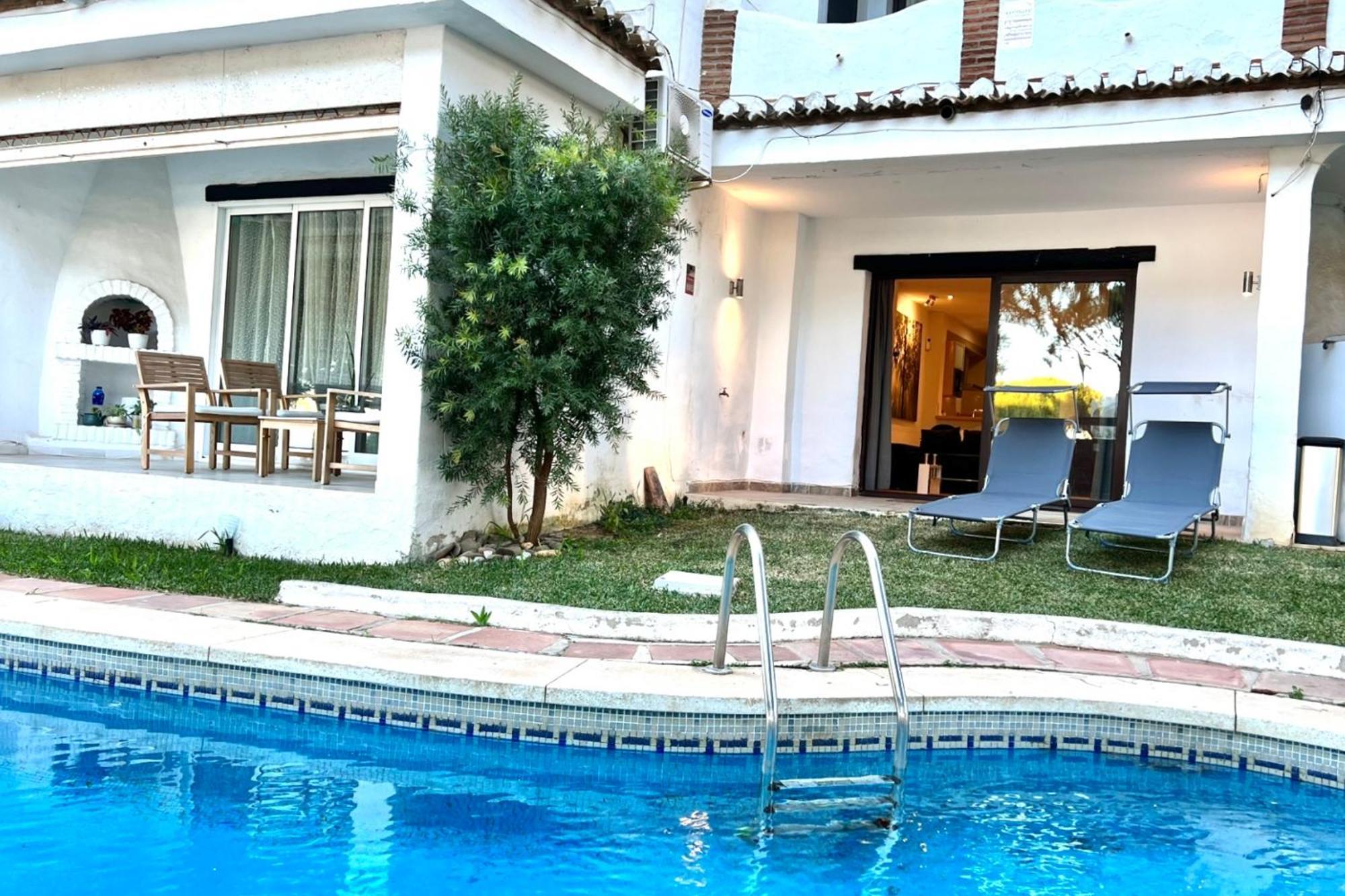 Mijas Costa - Beachside Apartment-B Sitio de Calahonda Zewnętrze zdjęcie